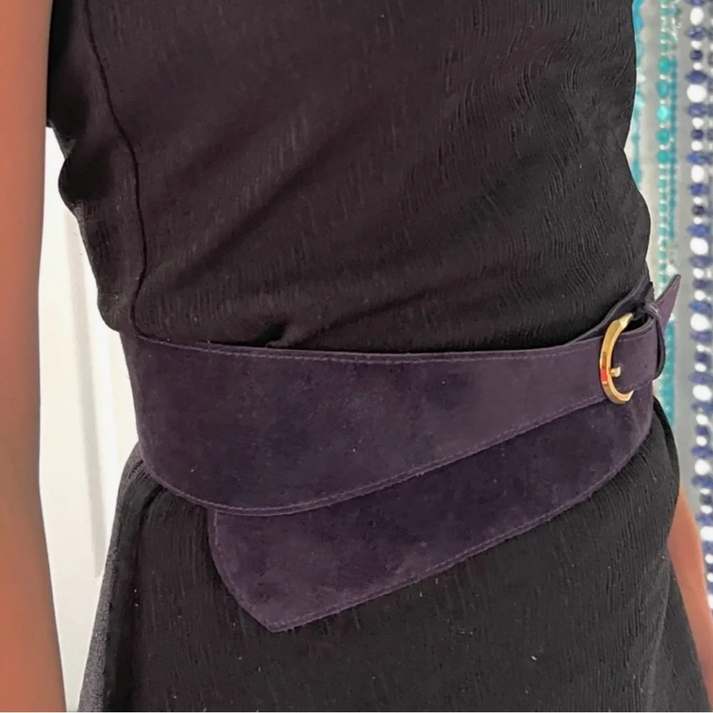 🎁 Vintage Leather Belt 1983 French | Deep Purple Suede | Asymmetrical Detail New - Picture 8 of 16